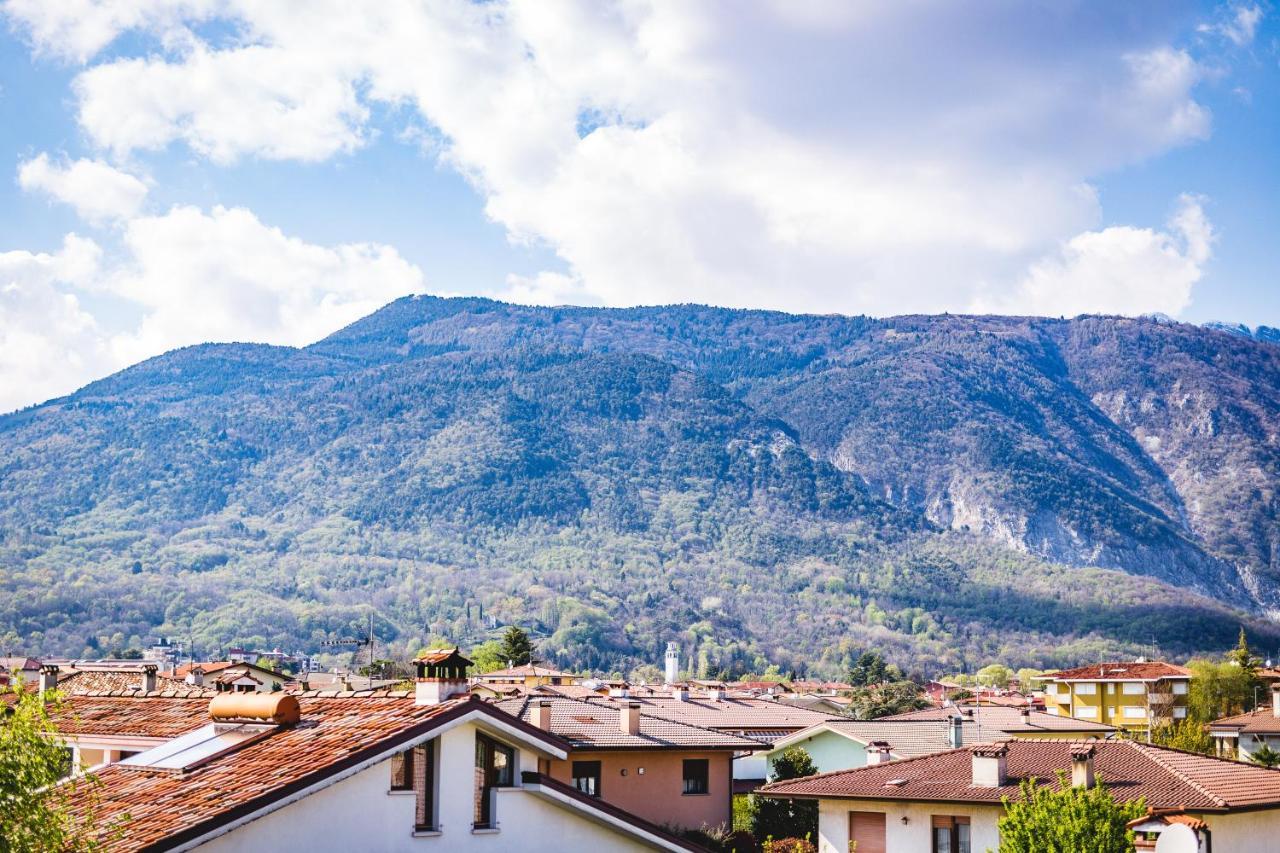 Appartamento Borgo Peschiere Maniago Luaran gambar